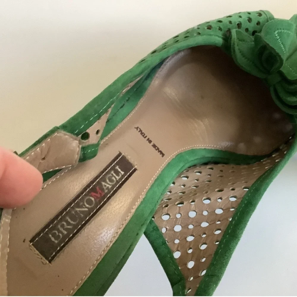 Bruno Magli Green Peep-Toe Heels - Picture 9 of 11